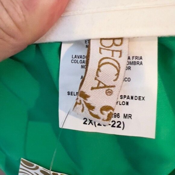 Becca $158 Plus Size Strappy One Piece Swimsuit Green Size 2X - Picture 7 of 7